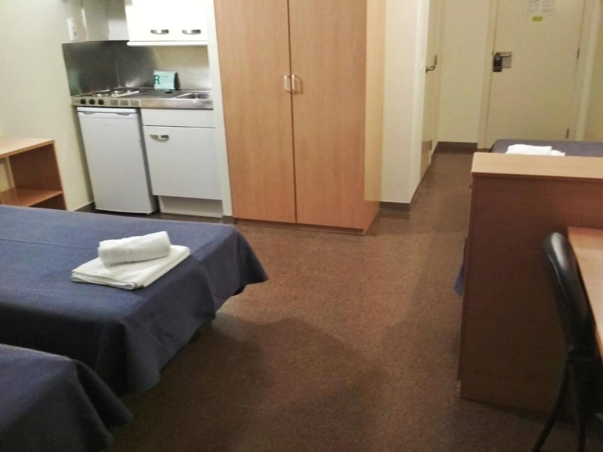 Residencia Universitaria Resa As Burgas コマルカ・デ・オウレンセ エクステリア 写真