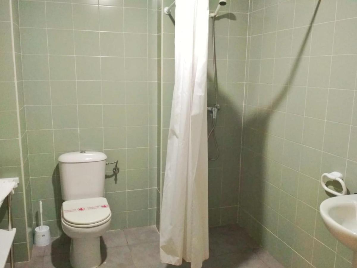 Residencia Universitaria Resa As Burgas コマルカ・デ・オウレンセ エクステリア 写真