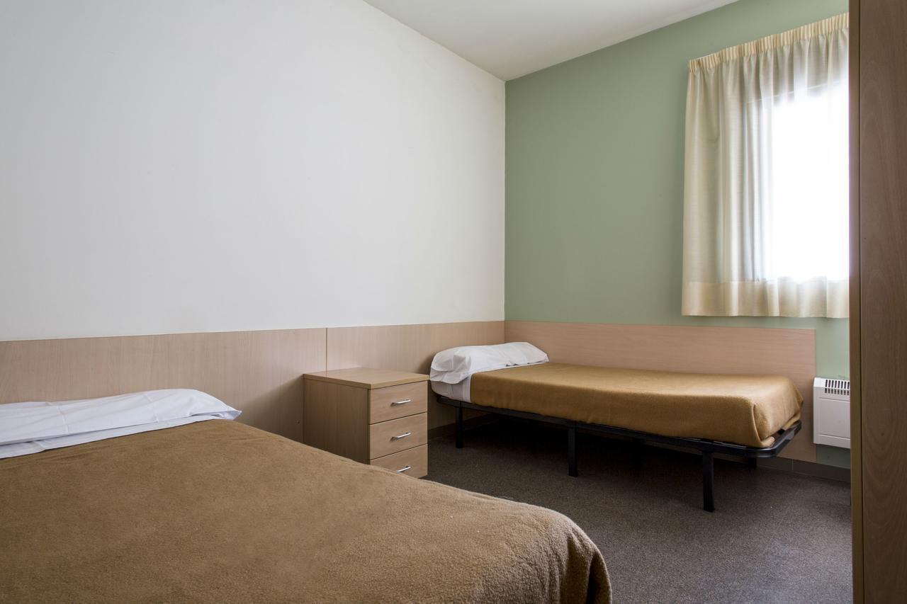 Residencia Universitaria Resa As Burgas コマルカ・デ・オウレンセ エクステリア 写真