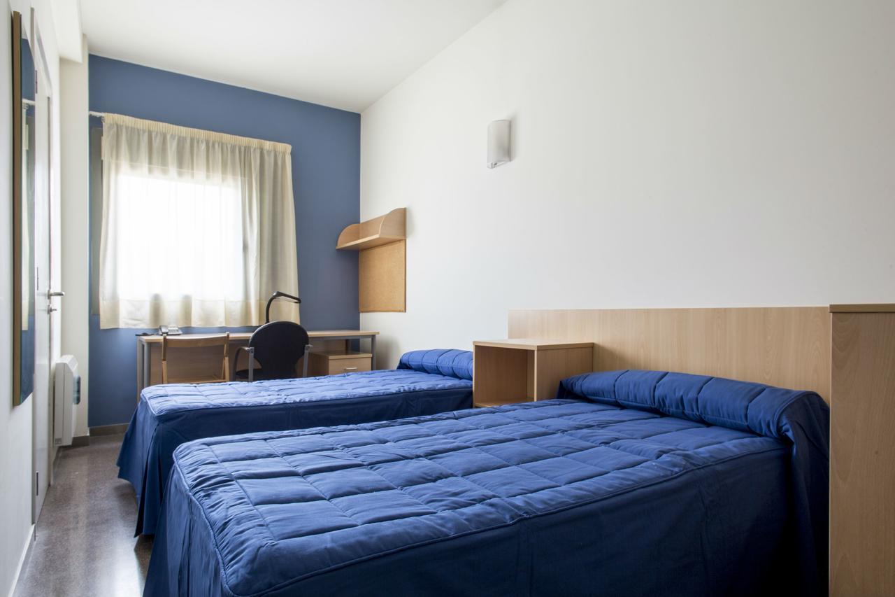 Residencia Universitaria Resa As Burgas コマルカ・デ・オウレンセ エクステリア 写真
