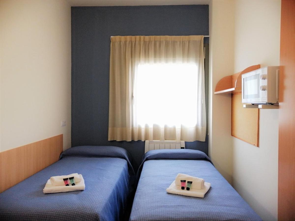 Residencia Universitaria Resa As Burgas コマルカ・デ・オウレンセ エクステリア 写真